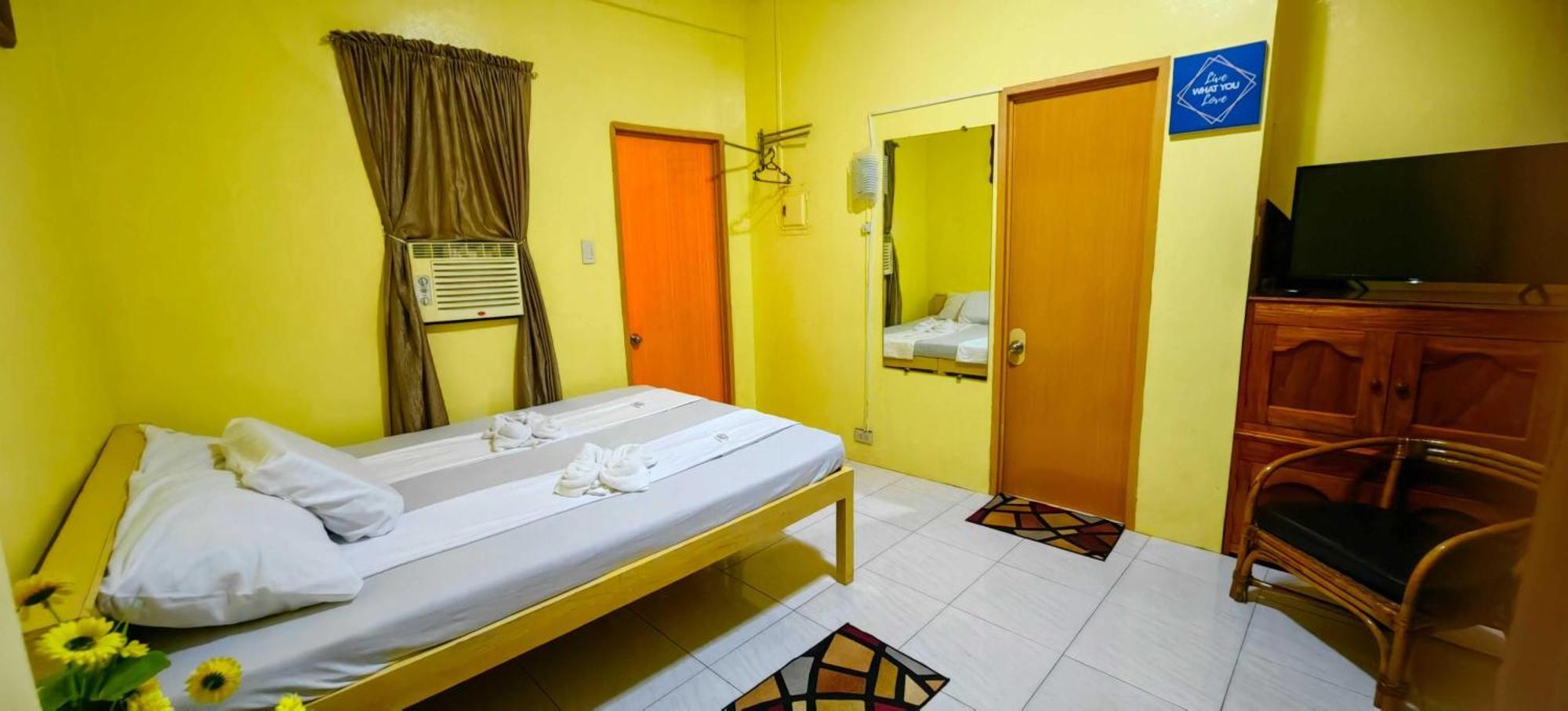 Las Residencias Bed And Breakfast Puerto Princesa Eksteriør bilde