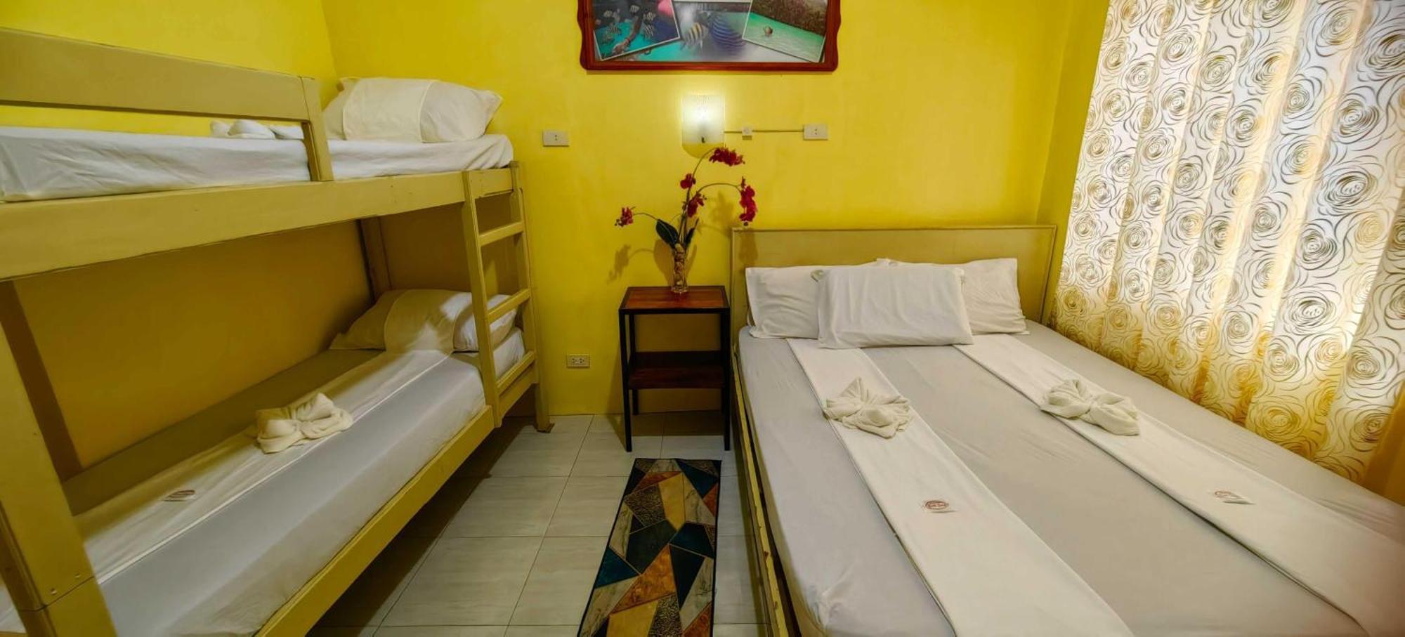 Las Residencias Bed And Breakfast Puerto Princesa Eksteriør bilde