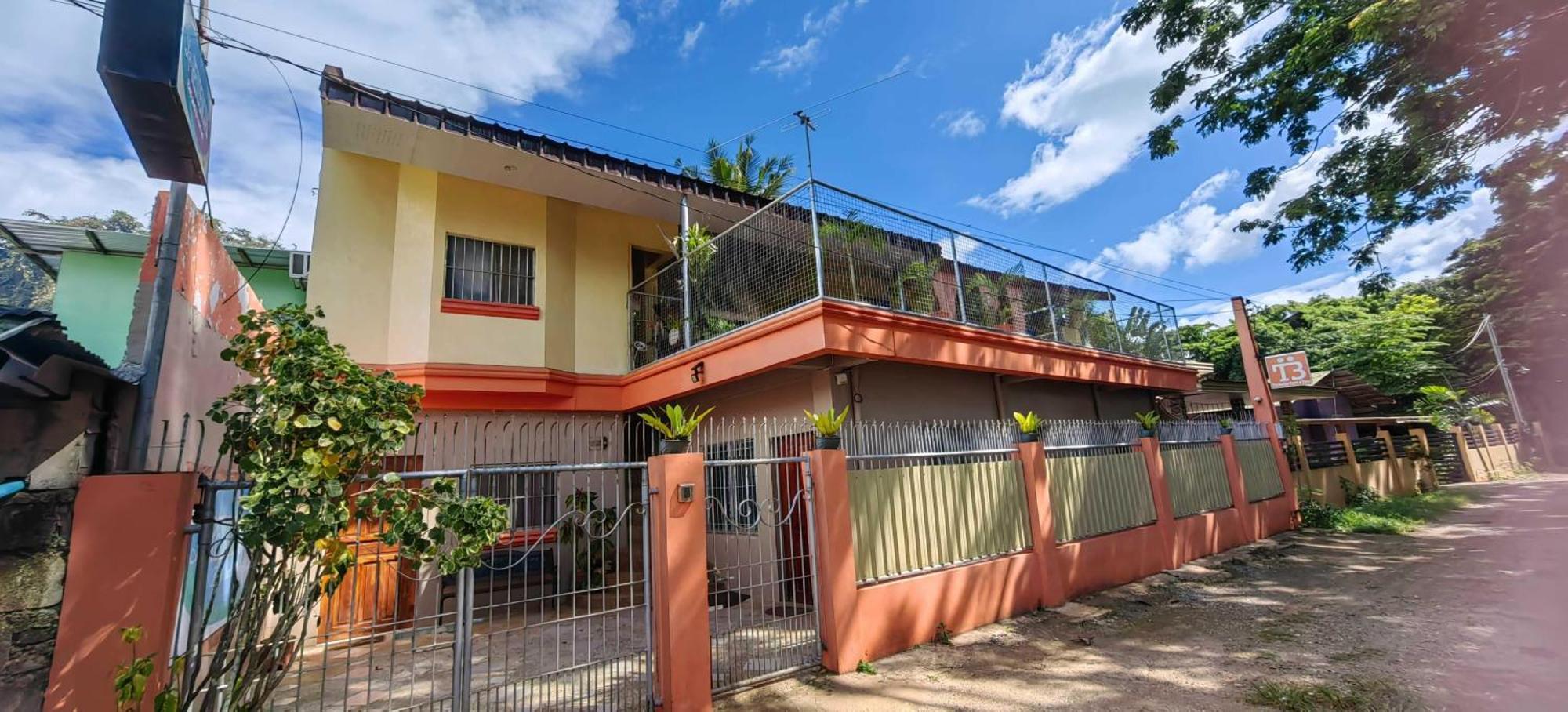 Las Residencias Bed And Breakfast Puerto Princesa Eksteriør bilde
