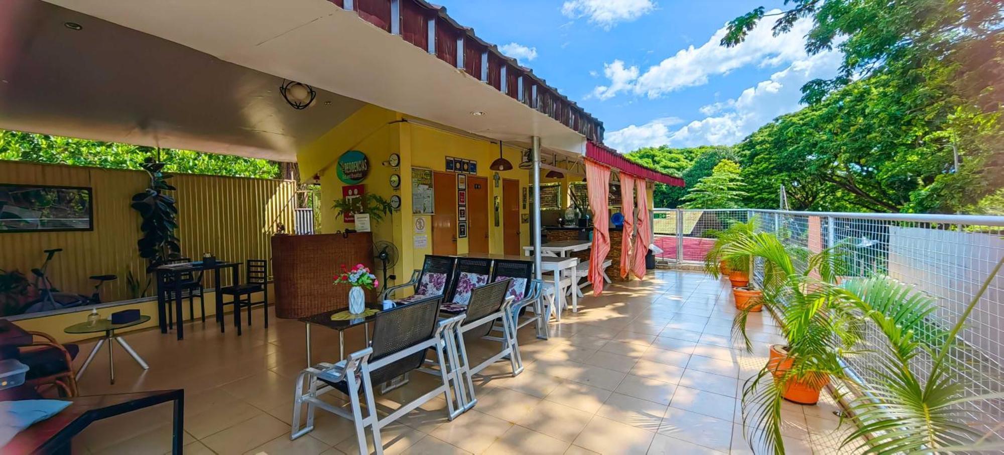 Las Residencias Bed And Breakfast Puerto Princesa Eksteriør bilde