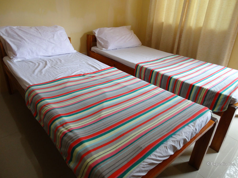 Las Residencias Bed And Breakfast Puerto Princesa Eksteriør bilde