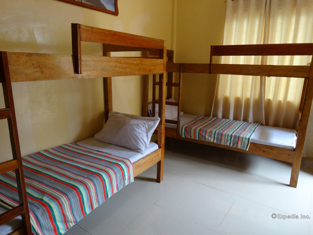Las Residencias Bed And Breakfast Puerto Princesa Eksteriør bilde