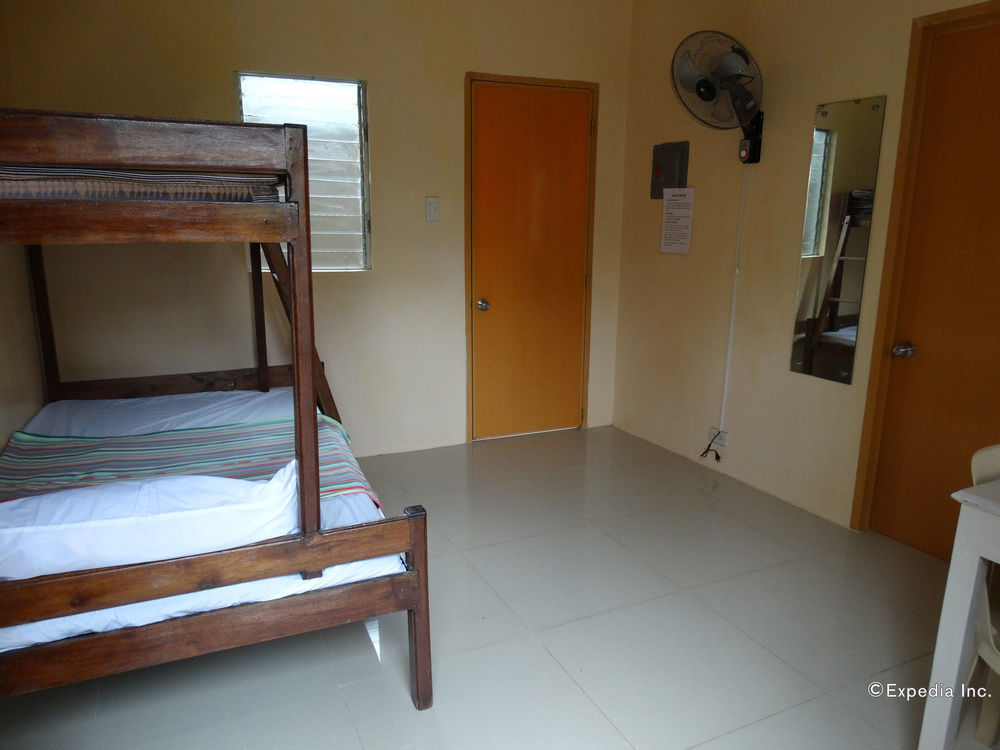 Las Residencias Bed And Breakfast Puerto Princesa Eksteriør bilde